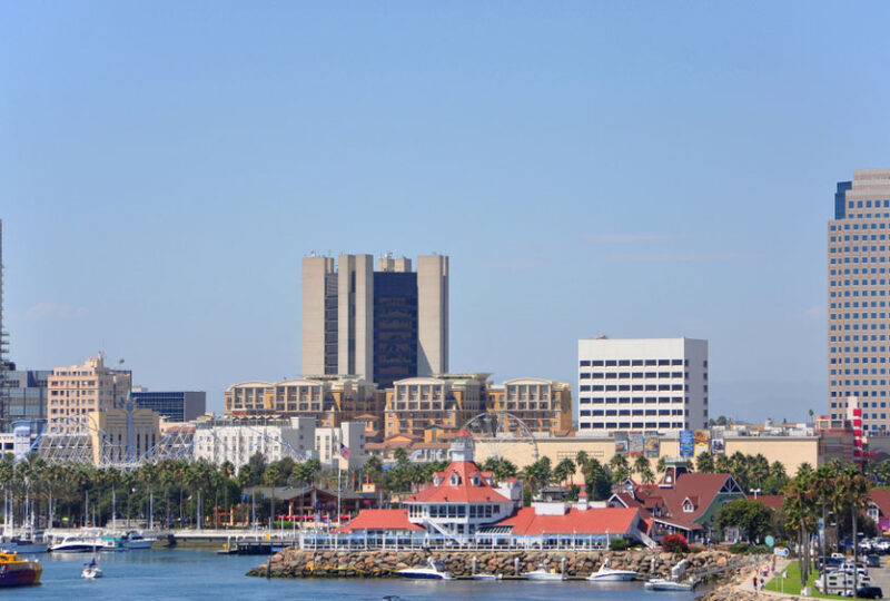 Long Beach, CA skyline