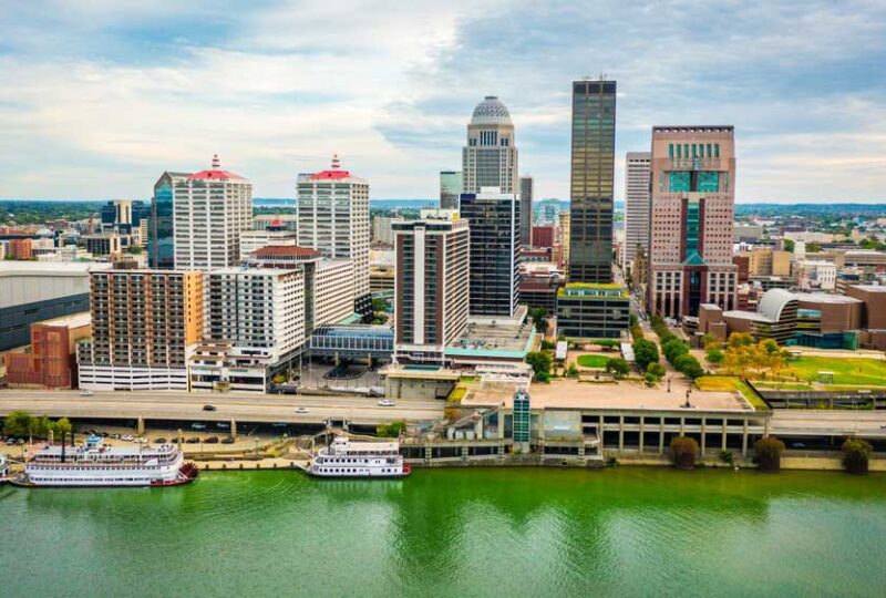 Louisville, KY skyline