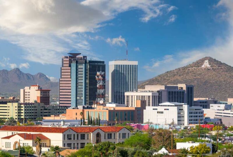 Tucson, AZ skyline